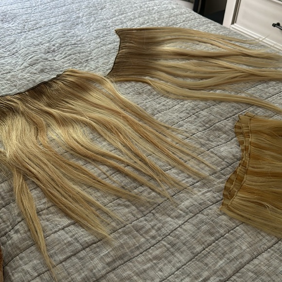Covet and Mane Hand-Tied Human Hair Extensions - Picture 6 of 7